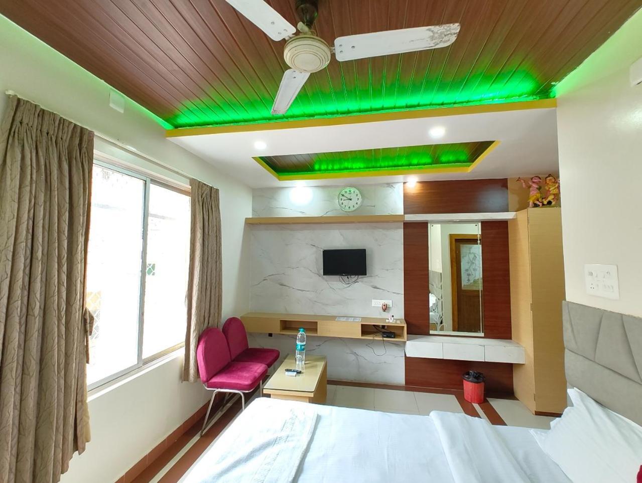 A-shray Swargadwar Near -golden-sea-beach-and Temple-with-lift-wifi-restaurant-parking Facilities-newly Decorated Room-with-prime-location 3* Puri