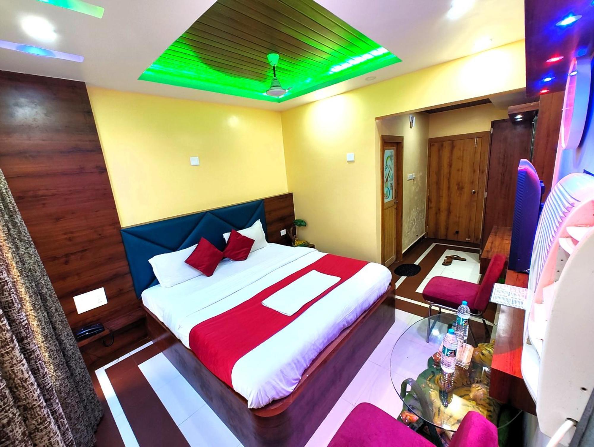 Hotel A-shray Swargadwar Near -golden-sea-beach-and Temple-with-lift-wifi-restaurant-parking Facilities-newly Decorated Room-with-prime-location Puri